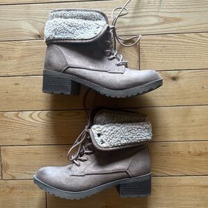 Rock & Candy Brown Lace-Up Boots with Cream Accents